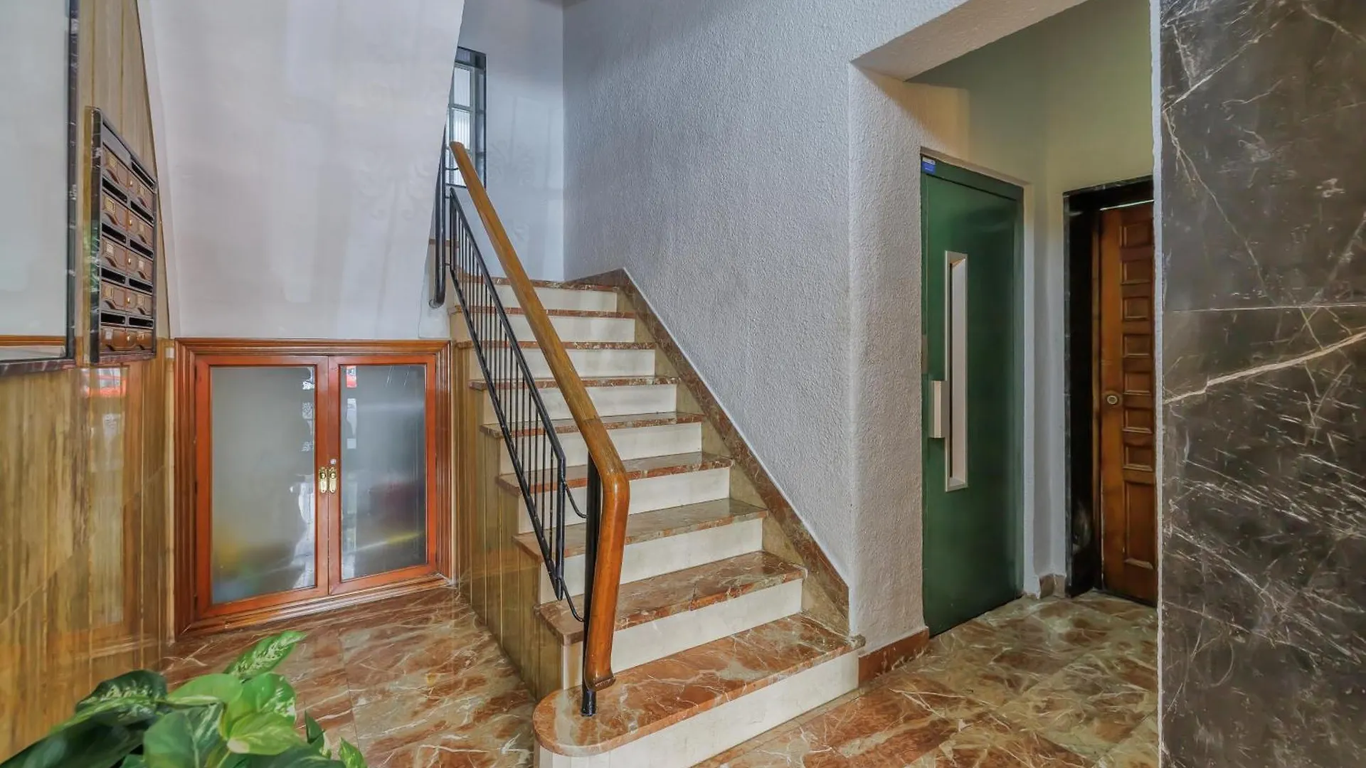 Damasco, Amplio Apartamento Cercano Al Centro Кордова